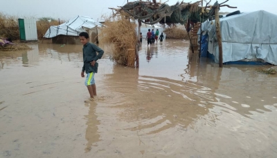 منظمة دولية تُحذّر من انتشار الأوبئة في اليمن جراء الأمطار