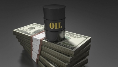 أسعار النفط عند أعلى مستوى منذ مطلع الشهر الجاري 
