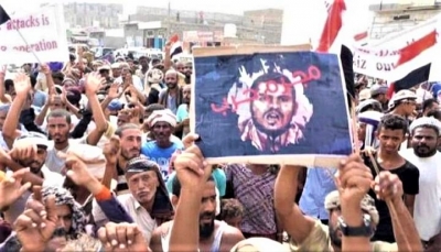 احتجاجات وإضرابات تكسر سطوة القمع.. هل انْفَرَط عِقْد الخوف من الحوثيين في صنعاء؟