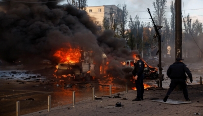 بوتين يحذر من تدخل مباشر للناتو وكييف تعلن تعرض عدة مدن أوكرانية للقصف الروسي