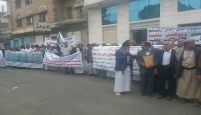 صنعاء.. سكان مدينة سعوان يستأنفون تظاهراتهم ضد مليشيات الحوثي