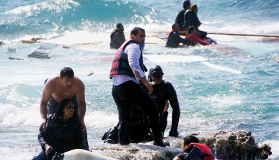 سفارة اليمن بتركيا: نتابع مصير ثلاثة مواطنين مفقودين بعد غرق قاربهم قبالة اليونان