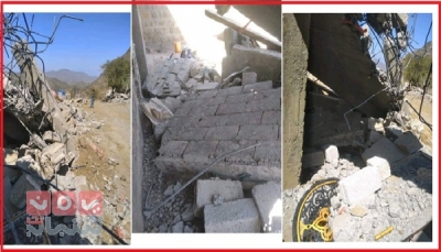 إصابة 5 نساء.. مليشيا الحوثي بإب تقتحم بالقوة منزل مواطن وتهدم أسواره