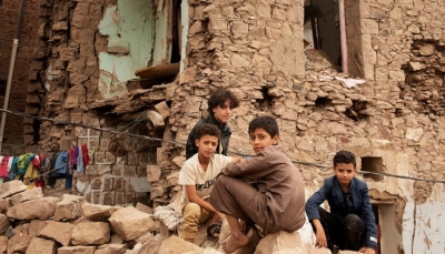 بالتزامن مع يومهم العالمي.. منظمة حقوقية تدعو إلى حماية دولية للأطفال في اليمن