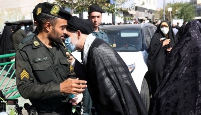 بعد نحو شهرين من الاحتجاجات.. المدعي العام الإيراني يعلن وقف عمل شرطة الأخلاق