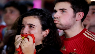 بكاء ودموع في إسبانيا بعد السقوط أمام المغرب والخروج من كأس العالم