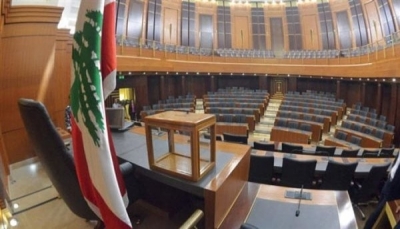 لبنان.. 14 نائباً يعتصمون بالبرلمان احتجاجاً على فشل انتخاب رئيس للبلاد للمرة الـ11