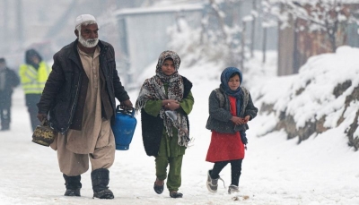 بلا أي مساعدات إنسانية.. البرد يقتل أكثر من 120 شخصا بأفغانستان في أقسى شتاء منذ سنوات