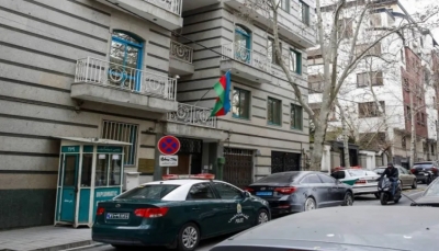 باكو تستدعي السفير الإيراني.. قتيل ومصابان في هجوم مسلح على سفارة أذربيجان بطهران