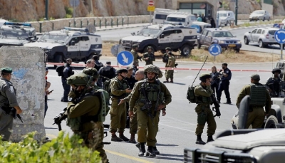 استشهاد شاب فلسطيني برصاص قوات الاحتلال في الخليل ومستوطنين يواصلون الاعتداءات