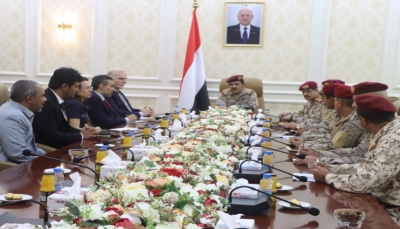 وزير الدفاع اليمني: تساهل المجتمع الدولي تجاه مليشيات الحوثي يهدد استقرار المنطقة