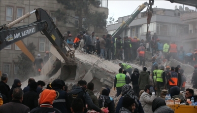 زلزال تركيا وسوريا.. عدد القتلى يتجاوز 9600 وعمليات الإنقاذ تدخل مرحلة حاسمة