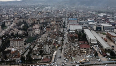 "دمار شامل" في بعض الأحياء.. مشاهد جوية تكشف حجم الخراب في مدن تركية وسورية بعد الزلزال