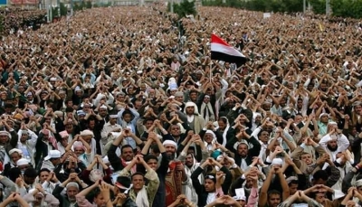 "يمن الثورة والديمقراطية".. كتاب جديد المركز العربي للأبحاث ودراسة السياسات في اليمن