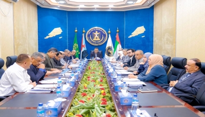 المجلس الانتقالي يهدد بتشكيل "وفد أحادي" للتفاوض مع مليشيات الحوثي بعيدا عن الحكومة