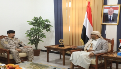 طارق صالح يناقش مع وفد عسكري من التحالف الإجراءات اللازمة لردع تهديدات الحوثي