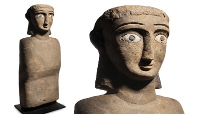 مختص آثار: بيع تمثال أثري لأنثى يمنية في مزاد بمدينة موناكو الفرنسية