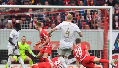 "هدف الموسم" يبقي بايرن ميونخ في الصدارة الدوري الألماني (فيديو)
