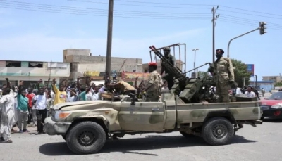 السودان.. الجيش يوافق على "هدنة العيد" بعد معارك ضارية والصحة العالمية تحصي 413 قتيلا