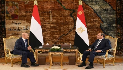 مصر.. العليمي والسيسي يبحثان تطوير العلاقات بين البلدين وجهود حل الأزمة اليمنية