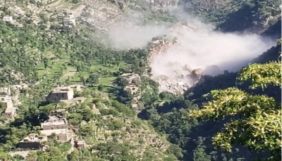 انهيارات صخرية تدمر أربعة منازل شمالي غرب تعز