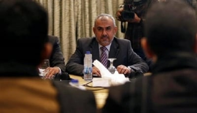 الحكومة اليمنية تعلن تعليق مشاركتها في مفاوضات ملف "الأسرى" إلى حين السماح بزيارة "محمد قحطان"
