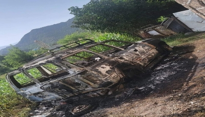 مجهولون يحرقون سيارة مواطن في العدين غربي إب
