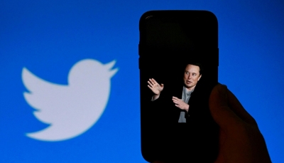 إيلون ماسك: تويتر فقدت ما يقرب من نصف عائداتها الإعلانية