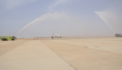 الخطوط اليمنية تدشن أولى رحلاتها بين مطارات "عدن - الريان - الغيضة"