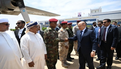 رئيس مجلس القيادة الرئاسي ينهي زيارته لمحافظة المهرة