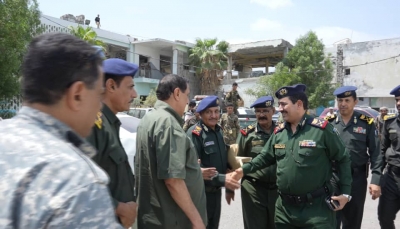 وزير الداخلية يشدد على رفع الخطط الأمنية لتعزيز الأمن في عدن