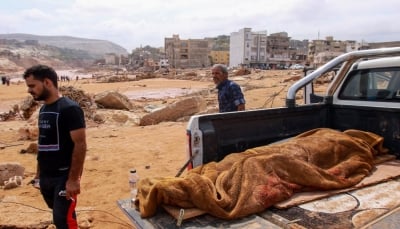 ليبيا.. العثور على ناجين في درنة وانتشال ألف جثة وتقديرات بـ 15 ألف مفقود