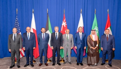 بلومبيرغ: جهود أمريكية لتوحيد الخليج من أجل السلام باليمن وكبح نفوذ إيران