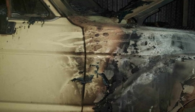 مجهولون يحرقون سيارة مواطن في إحدى البلدات جنوبي إب