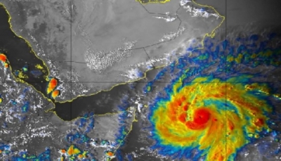 مع بداية تأثيراته المباشرة.. الأمم المتحدة تحذّر من تداعيات إعصار "تيج" في المهرة وسقطرى