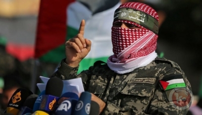 "الملثّم" رمز معركة غزة.. صوت المقاومة الذي يقود الحرب الإعلامية ضد إسرائيل