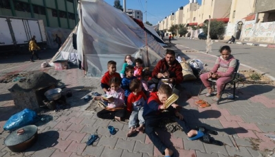 النزوح الأخير.. مواطنون غزيون ينامون في الشارع ويخشون التهجير