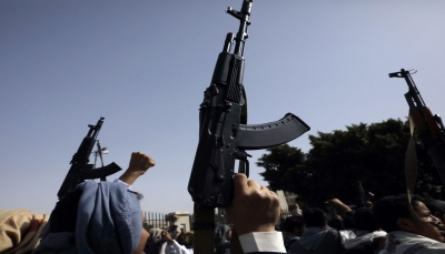 "السعودية تسير على حبل مشدود".. كيف تعزز خطة السلام اليمنية نفوذ الحوثيين الإقليمي؟
