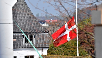 الدنمارك: هجوم الحوثيين على سفينة "ميرسك" غير مقبول ويكشف عن الوضع الخطير في البحر الأحمر