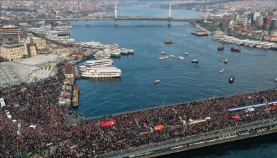 إسطنبول.. عشرات الآلاف ينظمون مسيرة تضامنا مع غزة