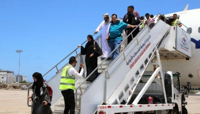 الحكومة اليمنية تعلن إجلاء 127 يمنياً من بورتسودان السودانية
