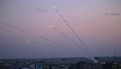 خبير عسكري: الرشقة الصاروخية التي أطلقتها القسام من شمال غزة رسالة تكذيب لمزاعم إسرائيلية