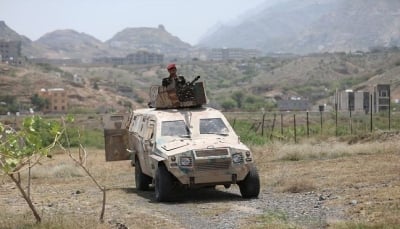 قوات الجيش تحبط محاولة تسلل لمليشيا الحوثي غرب تعز