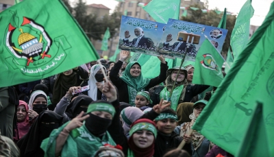 "شعبنا لا ينتظر منهم خيراً".. حماس: مواقف بايدن بشأن قيام دولة فلسطينية مجرد وهم