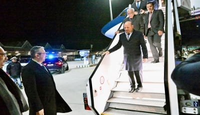 الرئيس العليمي يصل ميونخ للمشاركة في مؤتمر الأمن الدولي