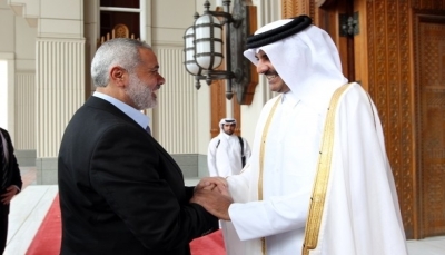 أمير قطر يبحث مع هنية جهود التوصل إلى اتفاق لوقف إطلاق النار في غزة