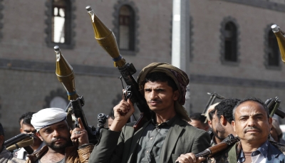 مجلة أميركية: إذا لم تعالج خارطة الطريق تهور الحوثيين فقد تقود إلى طريق "مسدود ومظلم" لليمن