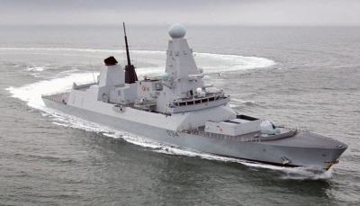 بريطانيا تعلن ارسال سفينة حربية لحماية حركة الشحن من هجمات الحوثيين