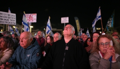 آلاف الإسرائيليين يتظاهرون للمطالبة بإبرام صفقة تبادل أسرى مع حركة حماس