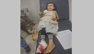 تعز.. إصابة امرأة وطفلة واحتراق منازل بنيران مليشيا الحوثي شمال وشرق المدينة  